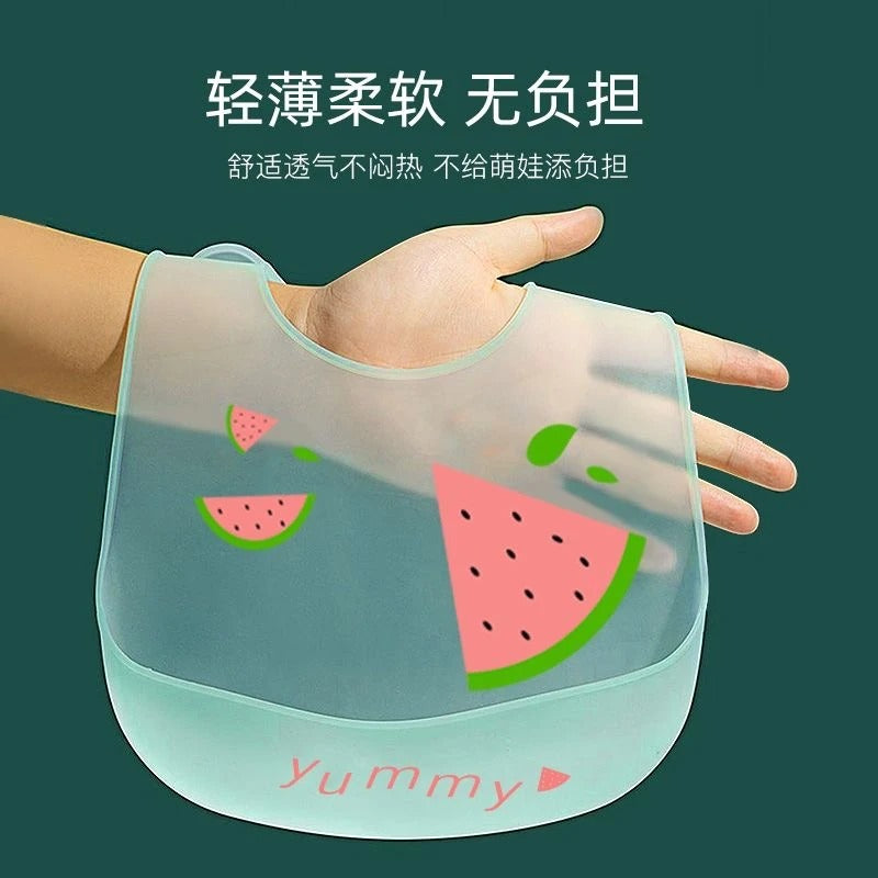 China Imported Ultra-Thin Silicone Baby Feeding Bib